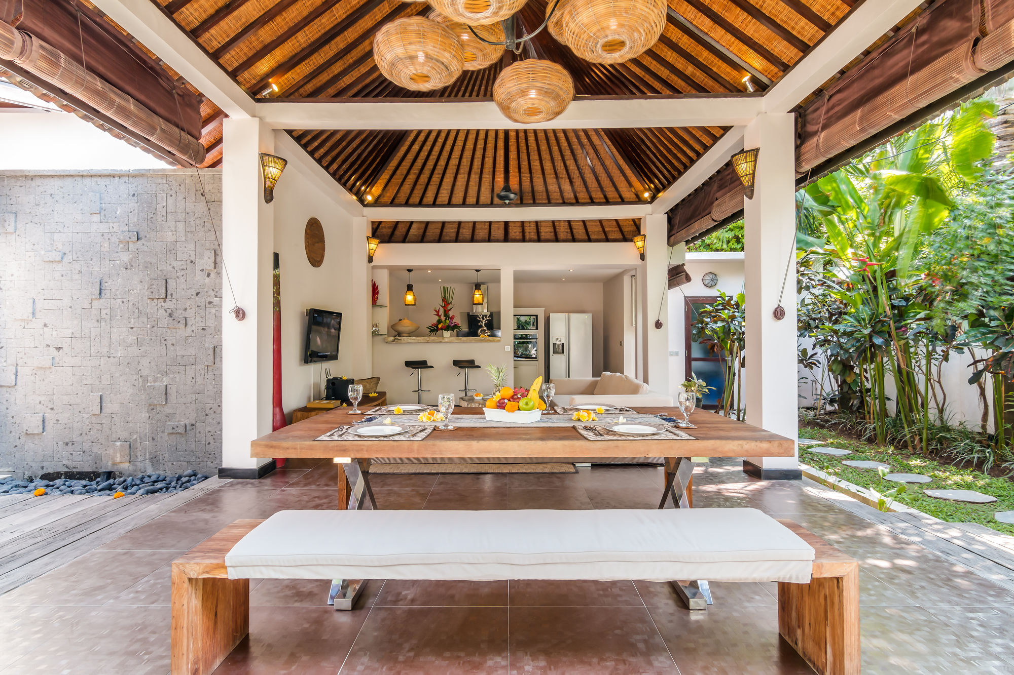 Barca Seminyak (Bali)